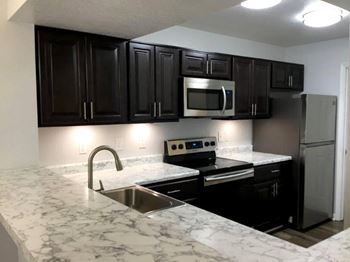Fully equipped kitchen